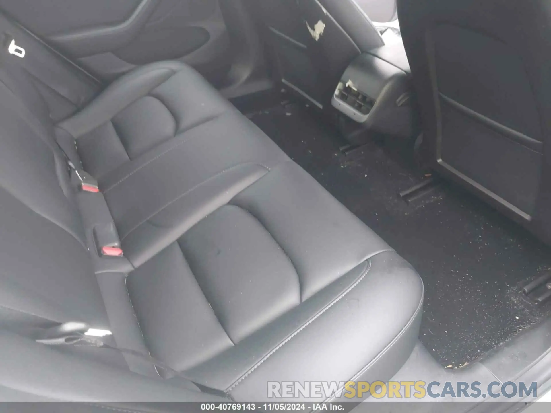 8 fotografías del automóvil dañado 5YJ3E1EC6MF991056 TESLA MODEL 3 2021