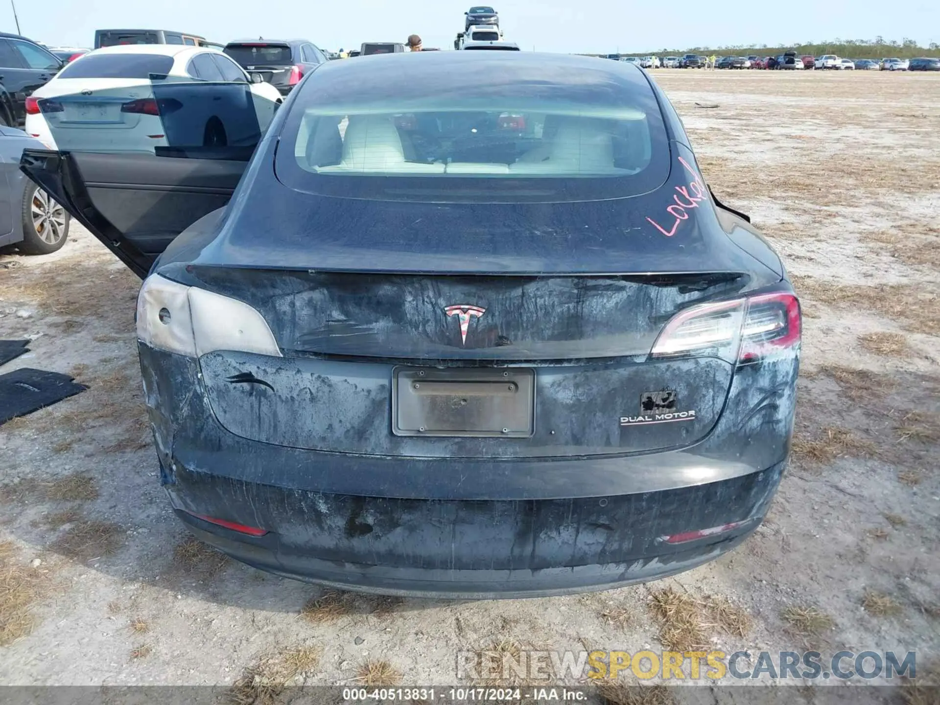 15 fotografías del automóvil dañado 5YJ3E1EC7MF092545 TESLA MODEL 3 2021