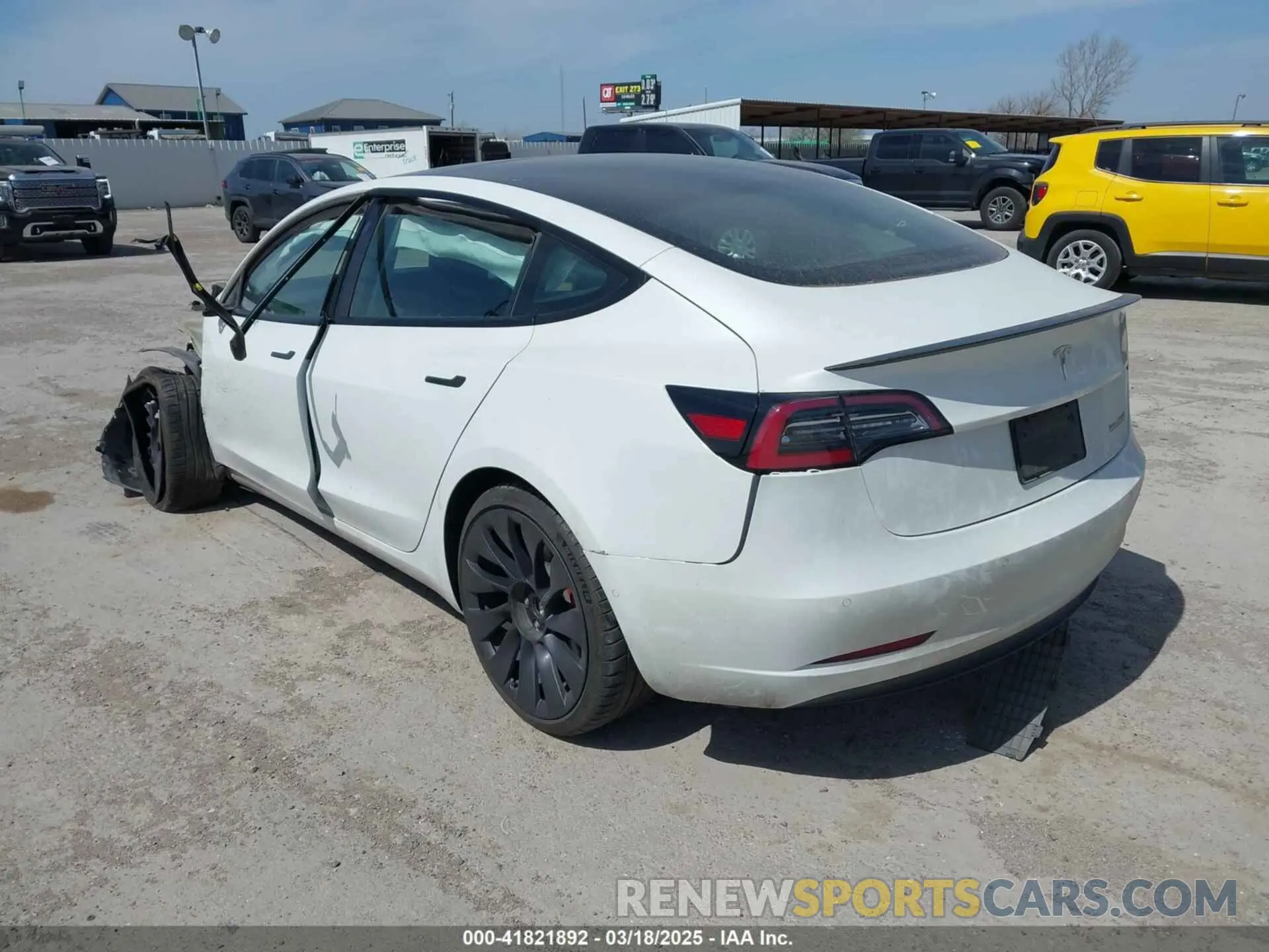 3 fotografías del automóvil dañado 5YJ3E1EC8MF044388 TESLA MODEL 3 2021