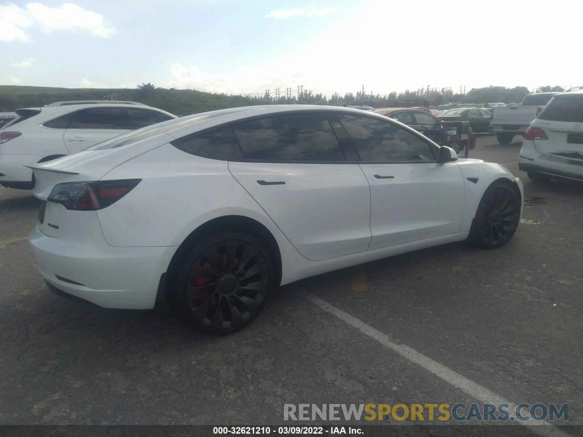 4 fotografías del automóvil dañado 5YJ3E1EC9MF060373 TESLA MODEL 3 2021