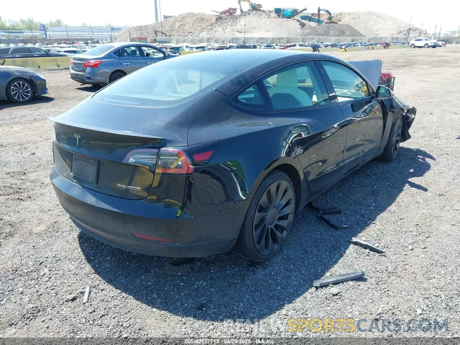 4 fotografías del automóvil dañado 5YJ3E1EC9MF091963 TESLA MODEL 3 2021