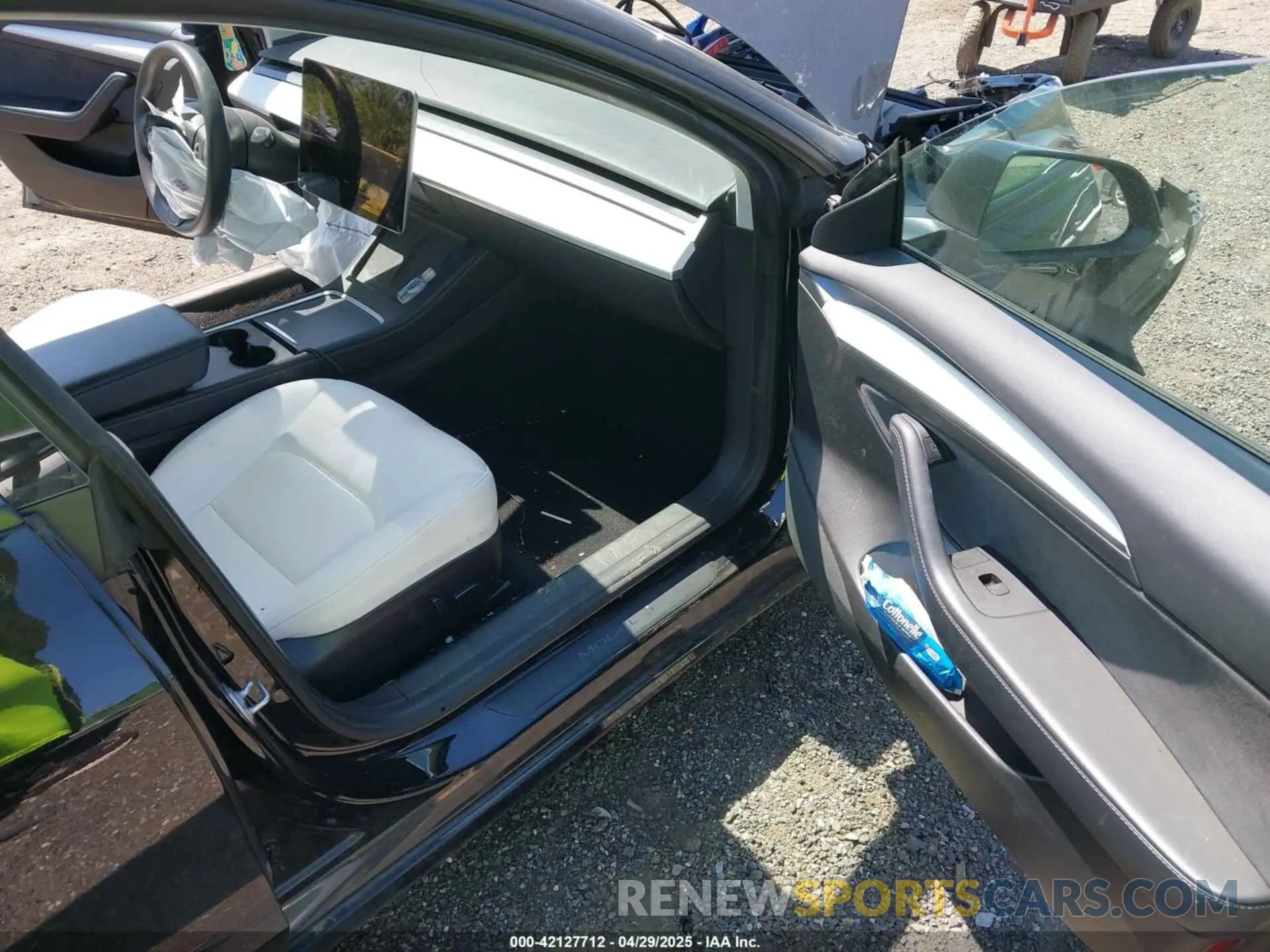 5 fotografías del automóvil dañado 5YJ3E1EC9MF091963 TESLA MODEL 3 2021