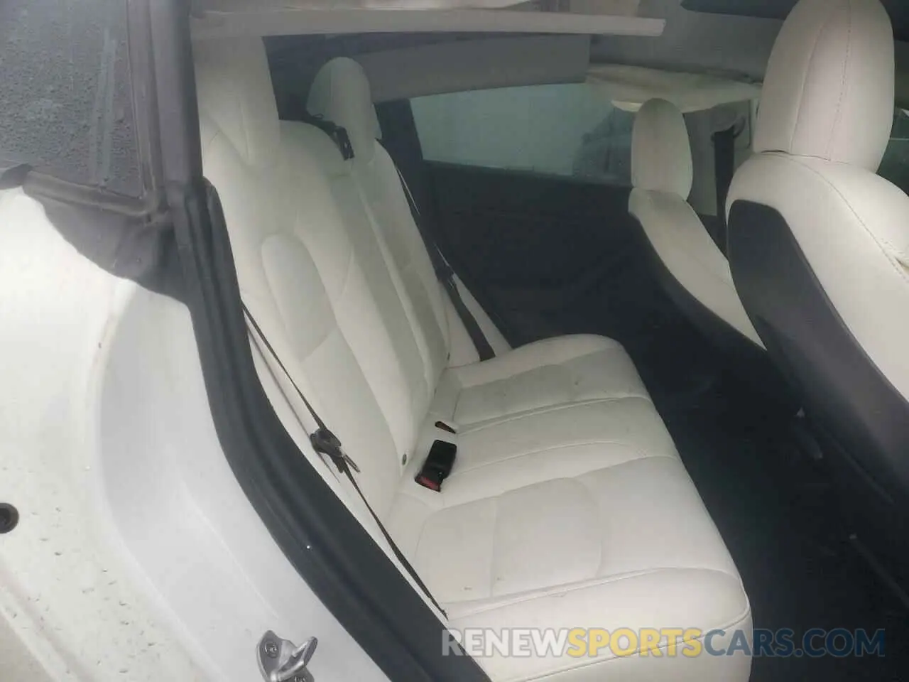 10 fotografías del automóvil dañado 5YJ3E1ECXMF984417 TESLA MODEL 3 2021