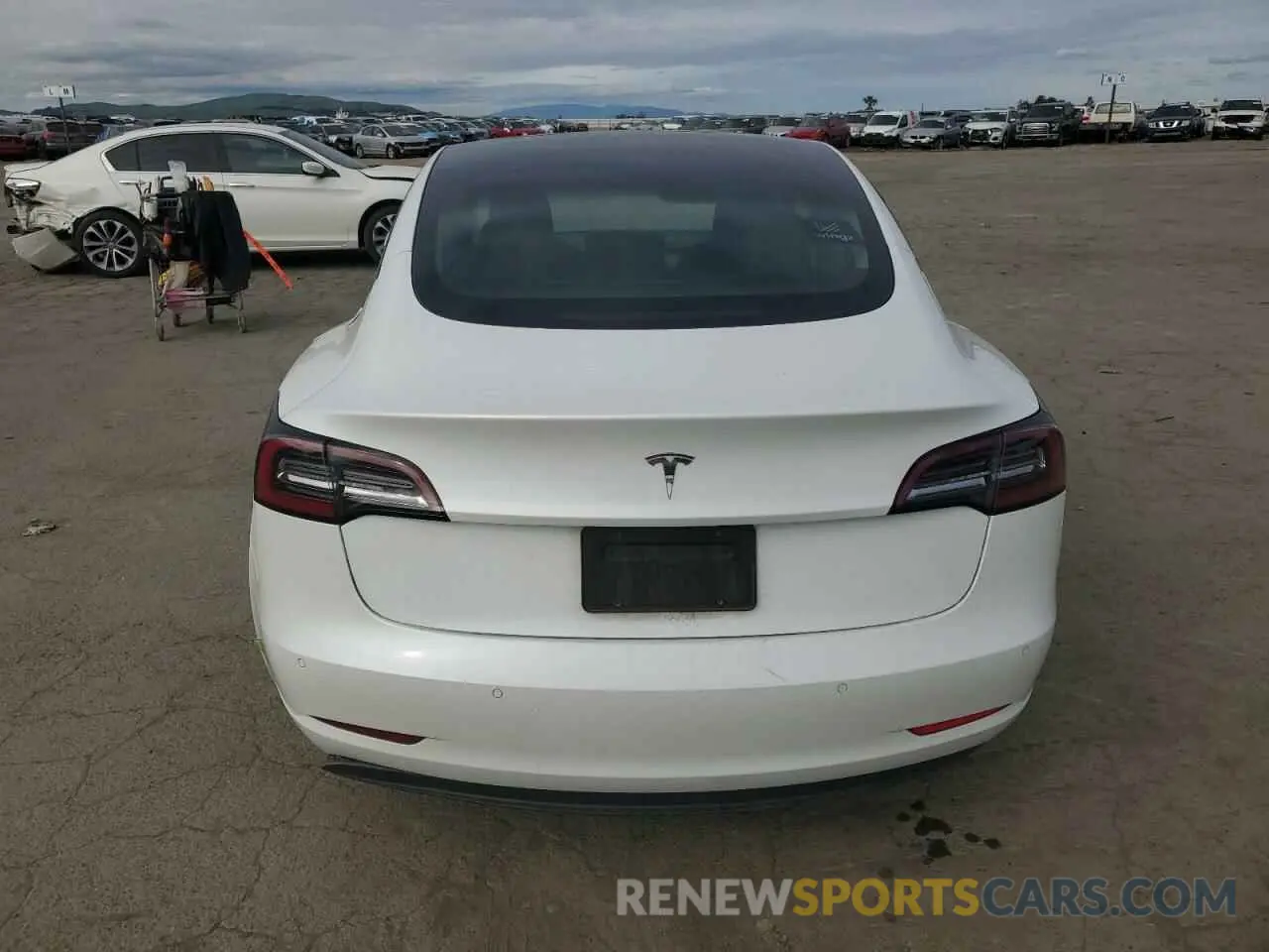 6 fotografías del automóvil dañado 5YJ3E1EA0NF160989 TESLA MODEL 3 2022