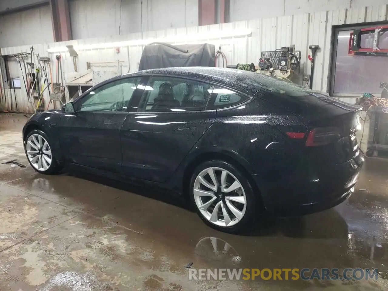 2 fotografías del automóvil dañado 5YJ3E1EA0NF285796 TESLA MODEL 3 2022
