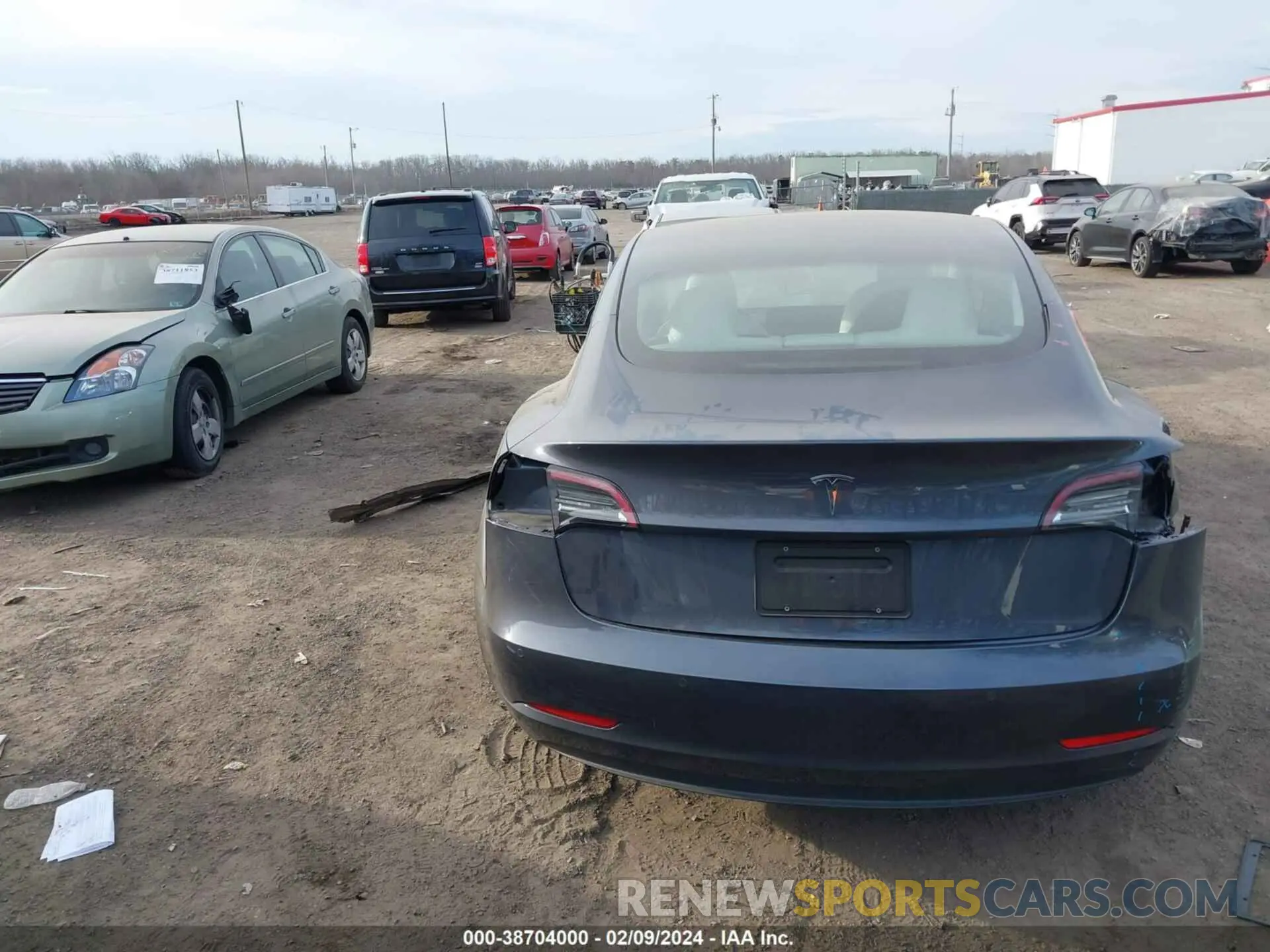 17 fotografías del automóvil dañado 5YJ3E1EA0NF327870 TESLA MODEL 3 2022