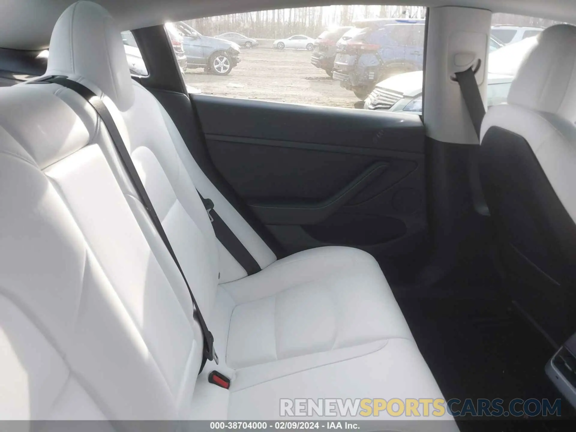 8 fotografías del automóvil dañado 5YJ3E1EA0NF327870 TESLA MODEL 3 2022