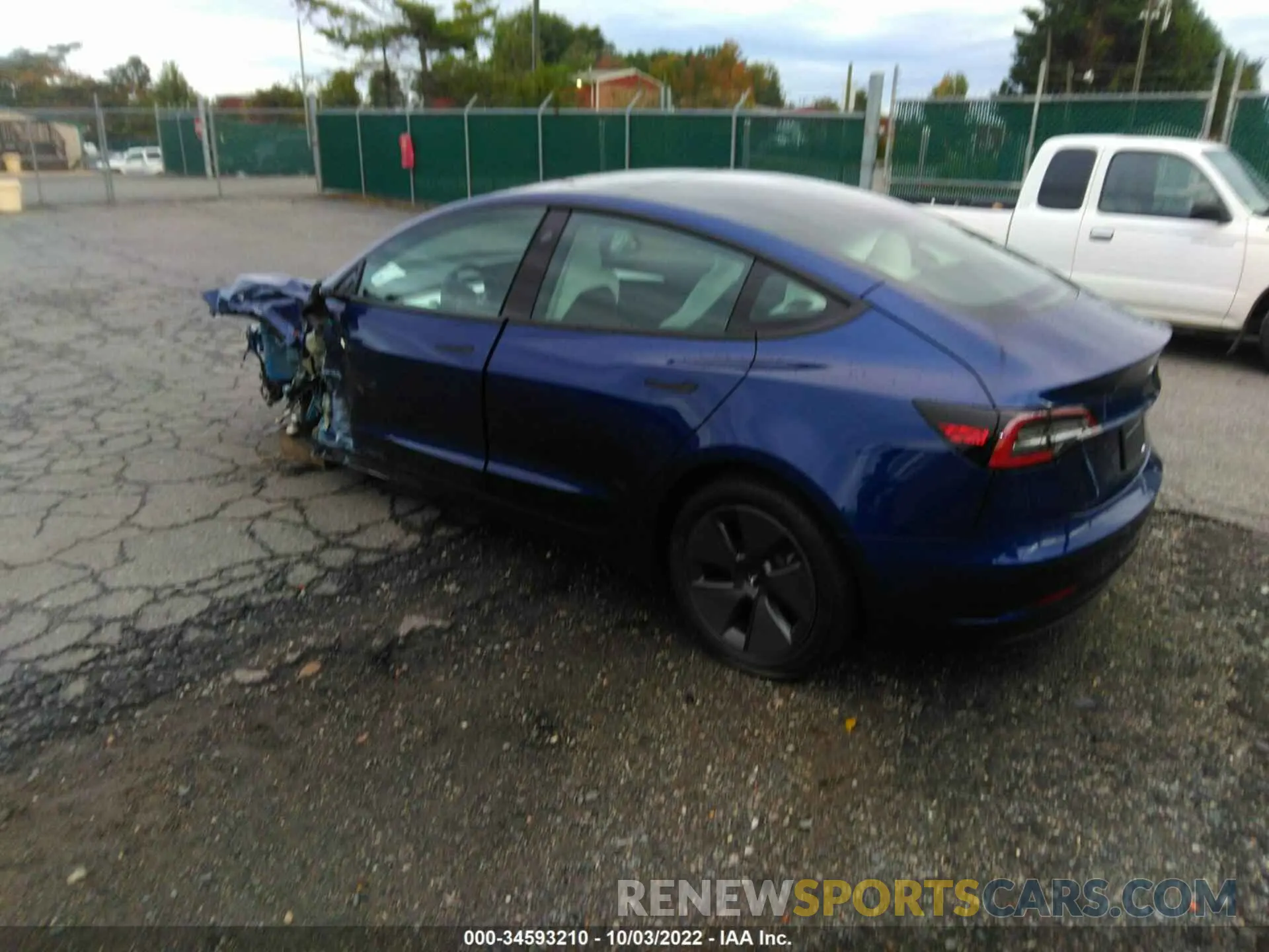 3 fotografías del automóvil dañado 5YJ3E1EA0NF332017 TESLA MODEL 3 2022