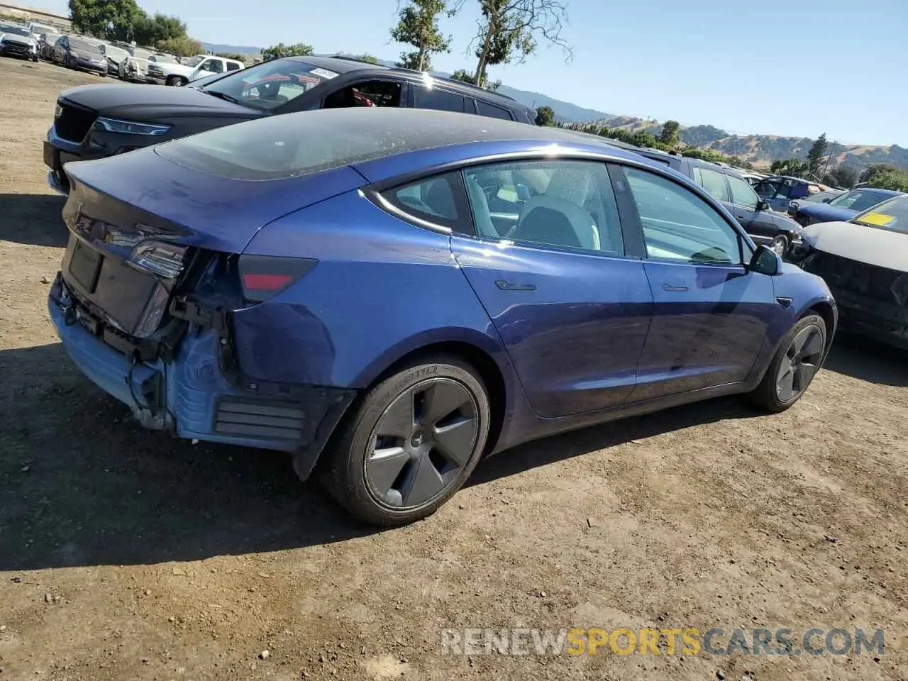 3 fotografías del automóvil dañado 5YJ3E1EA0NF361050 TESLA MODEL 3 2022