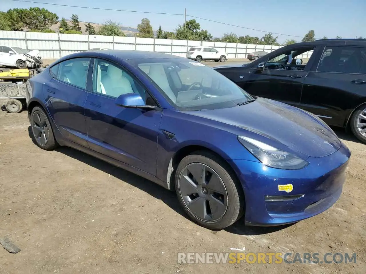 4 fotografías del automóvil dañado 5YJ3E1EA0NF361050 TESLA MODEL 3 2022