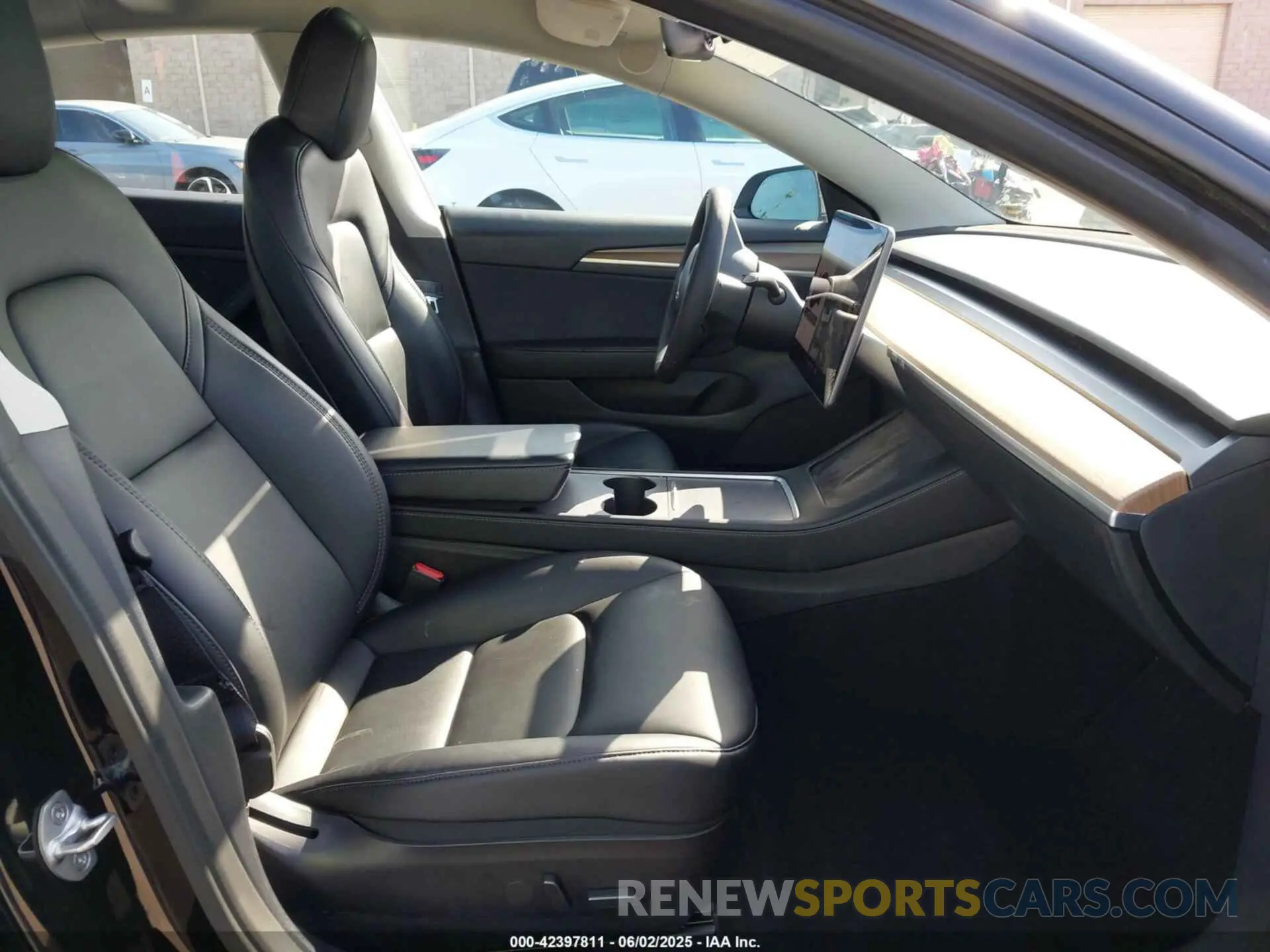 5 fotografías del automóvil dañado 5YJ3E1EA1NF103460 TESLA MODEL 3 2022