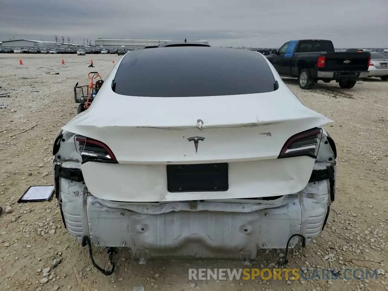 6 fotografías del automóvil dañado 5YJ3E1EA1NF106469 TESLA MODEL 3 2022