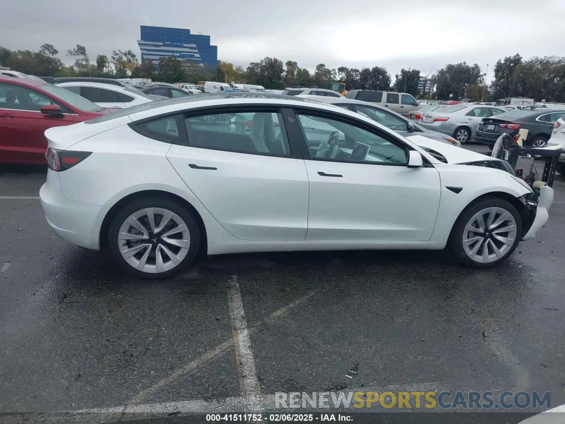 12 fotografías del automóvil dañado 5YJ3E1EA1NF134224 TESLA MODEL 3 2022