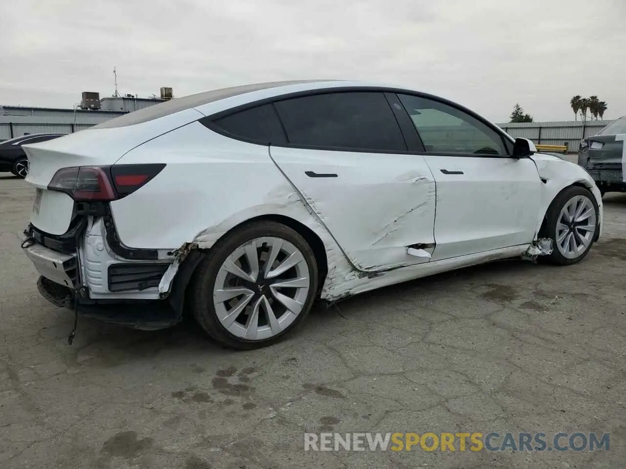 3 fotografías del automóvil dañado 5YJ3E1EA1NF143263 TESLA MODEL 3 2022