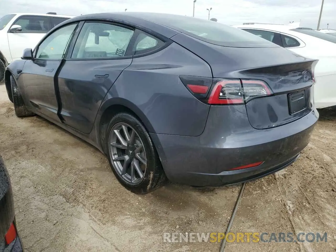 2 fotografías del automóvil dañado 5YJ3E1EA1NF187621 TESLA MODEL 3 2022