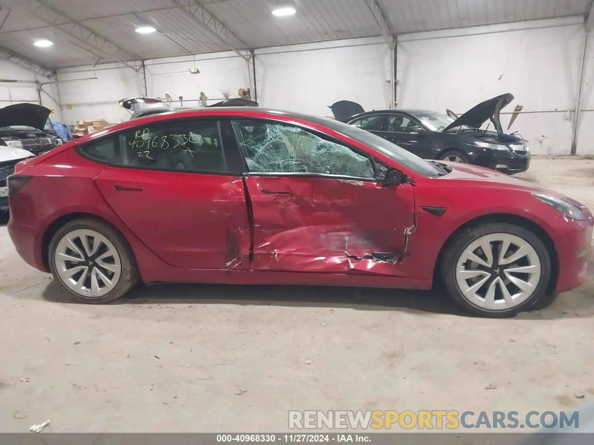 13 fotografías del automóvil dañado 5YJ3E1EA1NF188333 TESLA MODEL 3 2022