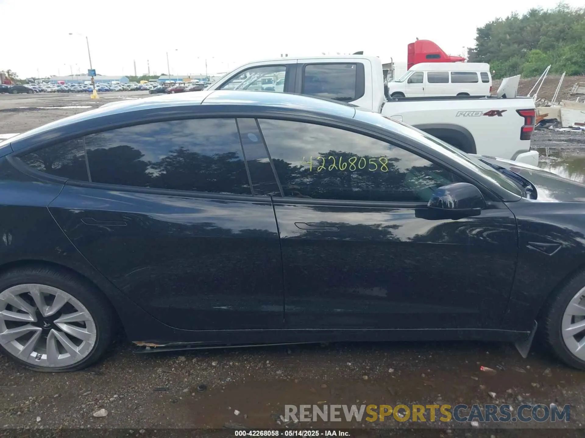 12 fotografías del automóvil dañado 5YJ3E1EA1NF304355 TESLA MODEL 3 2022