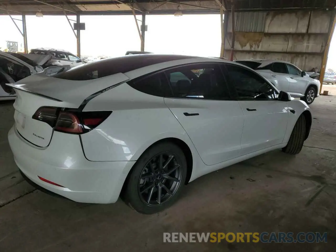 3 fotografías del automóvil dañado 5YJ3E1EA1NF358612 TESLA MODEL 3 2022