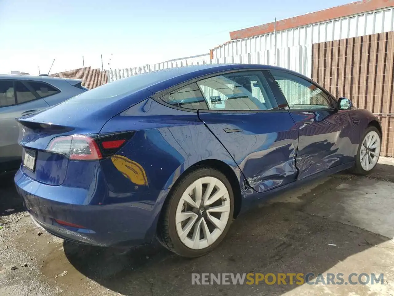 3 fotografías del automóvil dañado 5YJ3E1EA1NF372641 TESLA MODEL 3 2022