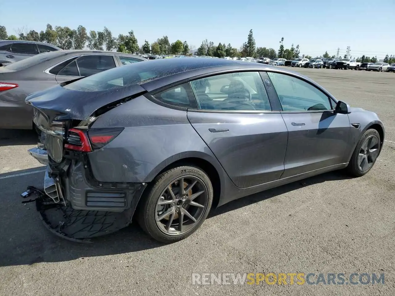 3 fotografías del automóvil dañado 5YJ3E1EA2NF114936 TESLA MODEL 3 2022