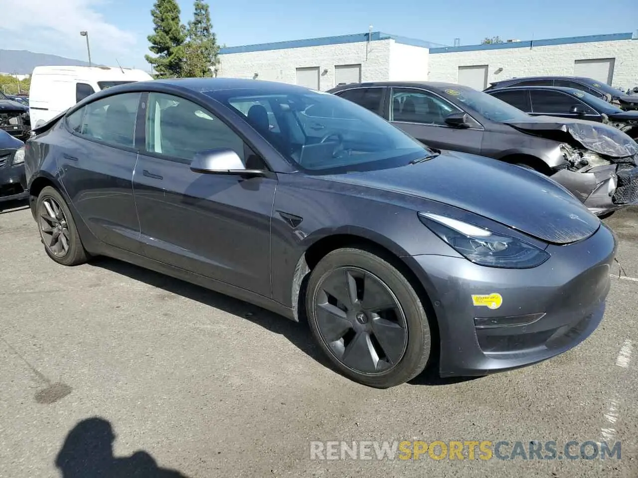 4 fotografías del automóvil dañado 5YJ3E1EA2NF114936 TESLA MODEL 3 2022