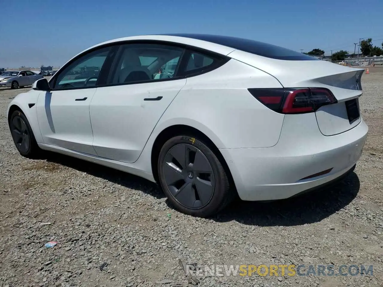 2 fotografías del automóvil dañado 5YJ3E1EA2NF346078 TESLA MODEL 3 2022