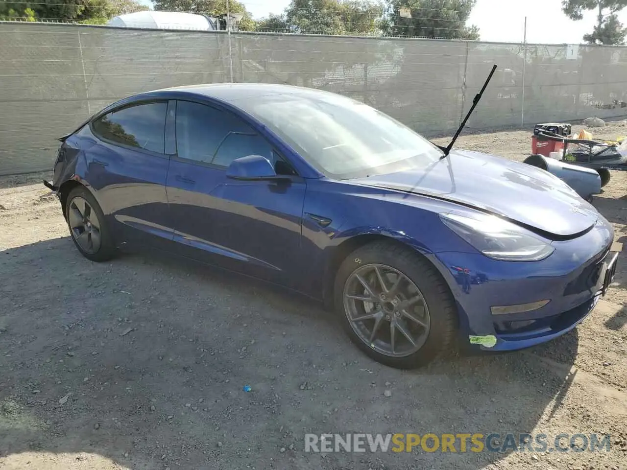 4 fotografías del automóvil dañado 5YJ3E1EA2NF351474 TESLA MODEL 3 2022