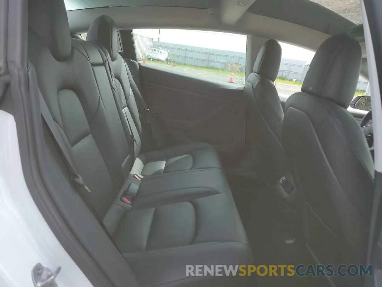 11 fotografías del automóvil dañado 5YJ3E1EA3NF102732 TESLA MODEL 3 2022