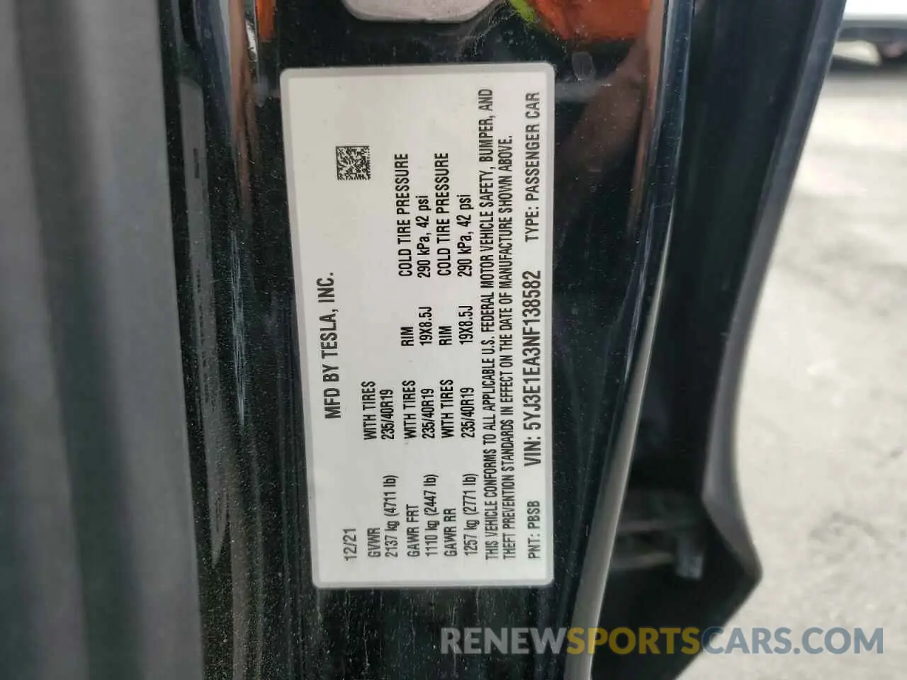 13 fotografías del automóvil dañado 5YJ3E1EA3NF138582 TESLA MODEL 3 2022