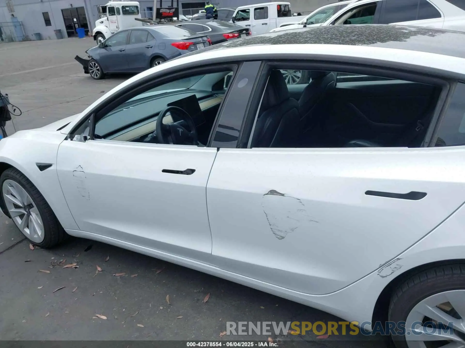 15 fotografías del automóvil dañado 5YJ3E1EA3NF142759 TESLA MODEL 3 2022