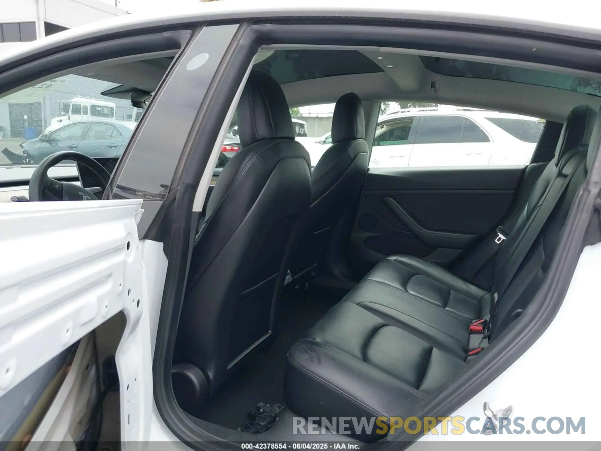 22 fotografías del automóvil dañado 5YJ3E1EA3NF142759 TESLA MODEL 3 2022