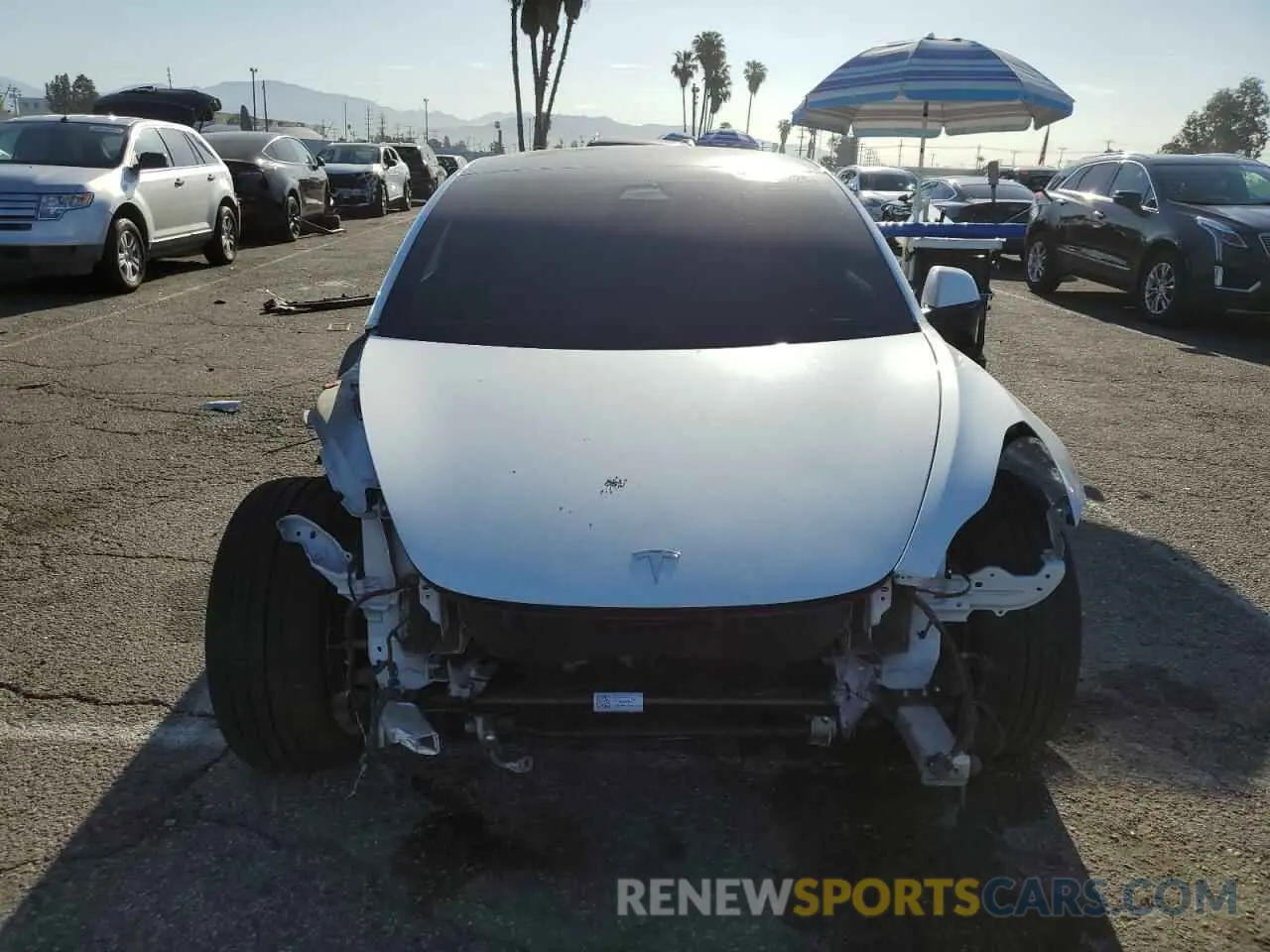 5 fotografías del automóvil dañado 5YJ3E1EA3NF145161 TESLA MODEL 3 2022
