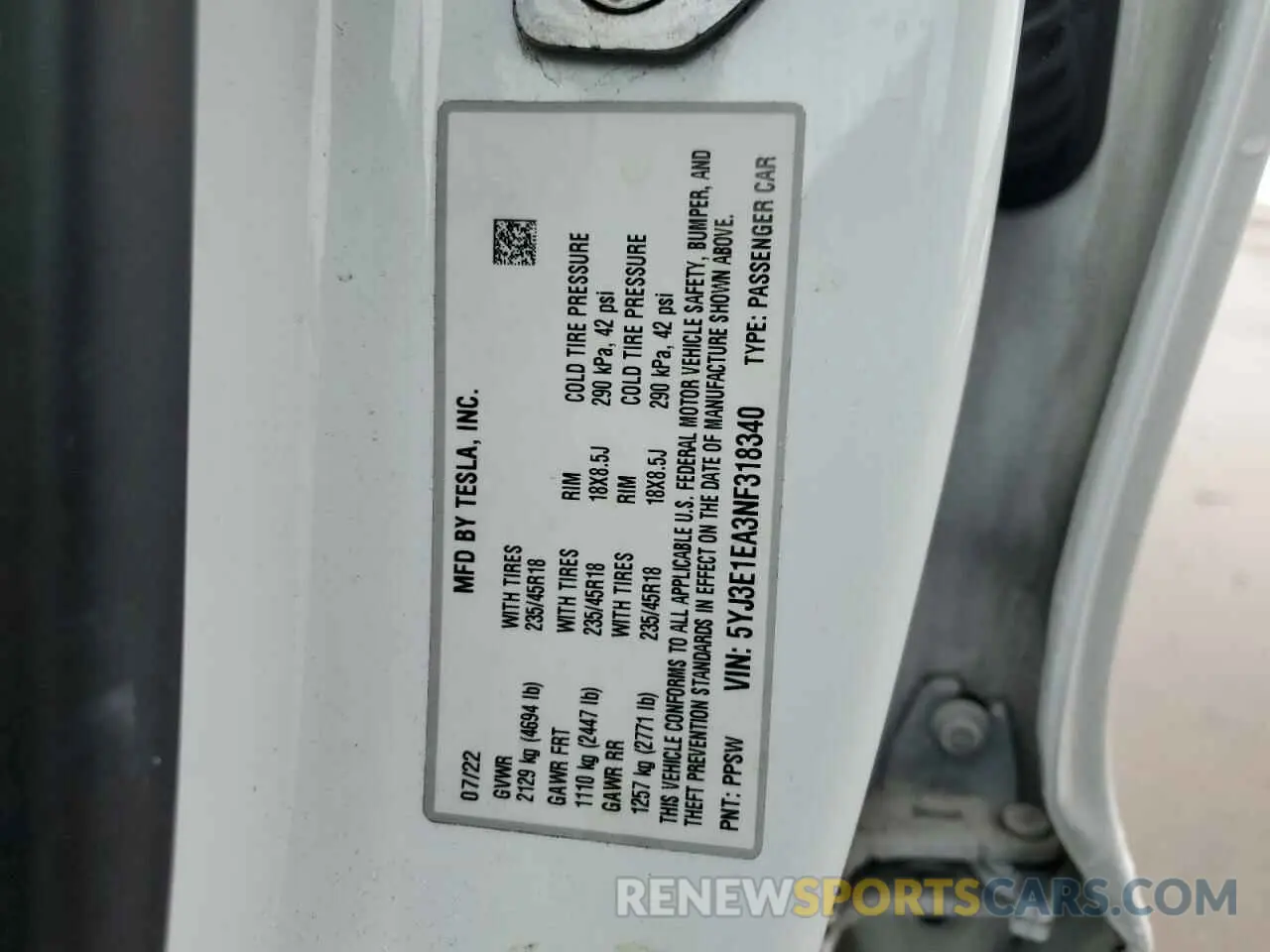 13 fotografías del automóvil dañado 5YJ3E1EA3NF318340 TESLA MODEL 3 2022