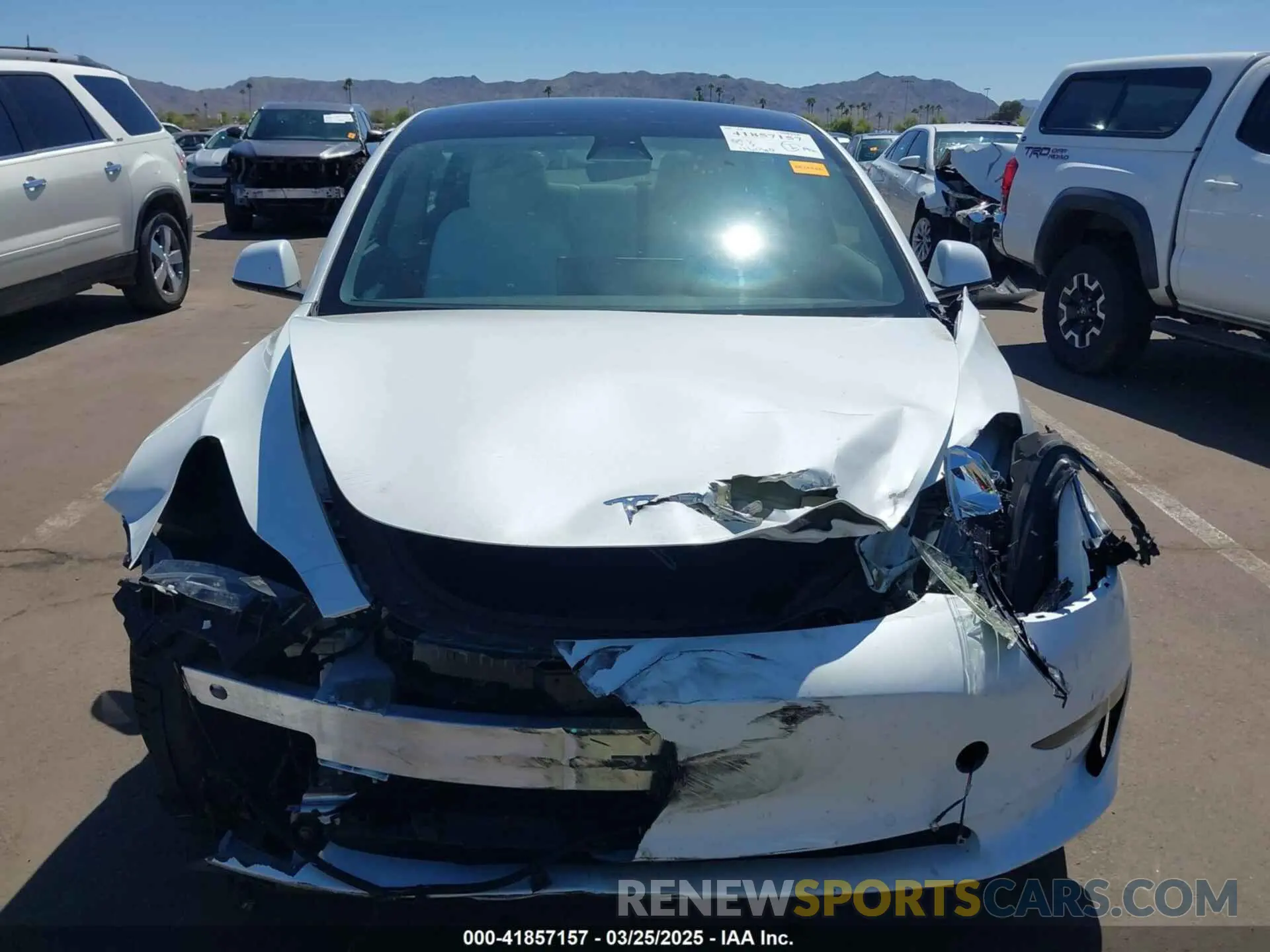13 fotografías del automóvil dañado 5YJ3E1EA3NF357638 TESLA MODEL 3 2022