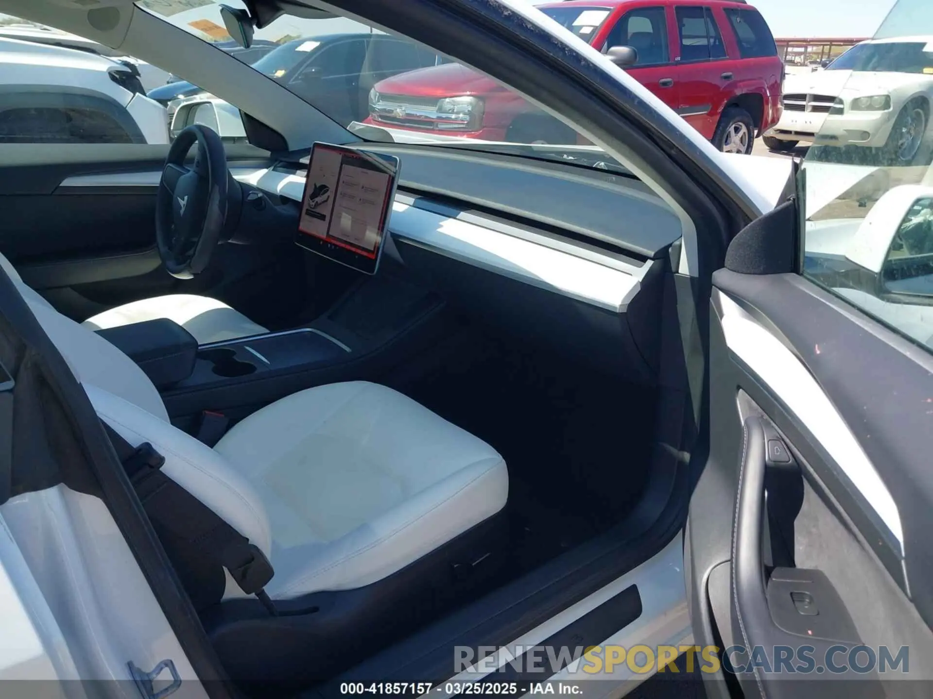 5 fotografías del automóvil dañado 5YJ3E1EA3NF357638 TESLA MODEL 3 2022