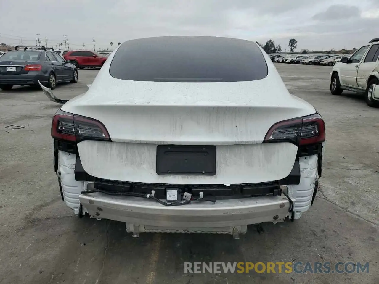 6 fotografías del automóvil dañado 5YJ3E1EA3NF358661 TESLA MODEL 3 2022