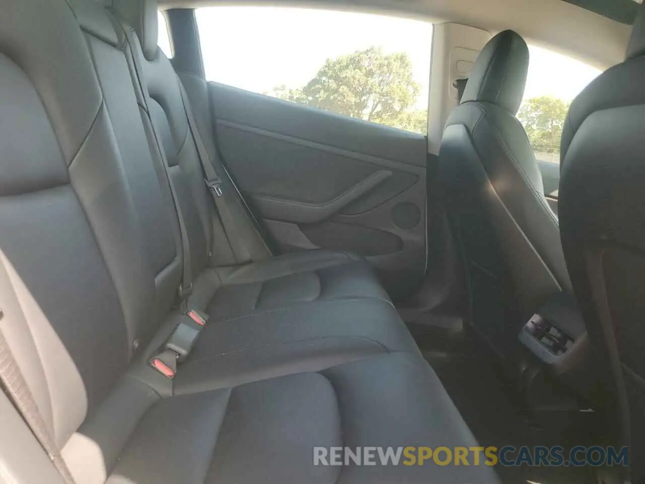 10 fotografías del automóvil dañado 5YJ3E1EA3NF358983 TESLA MODEL 3 2022