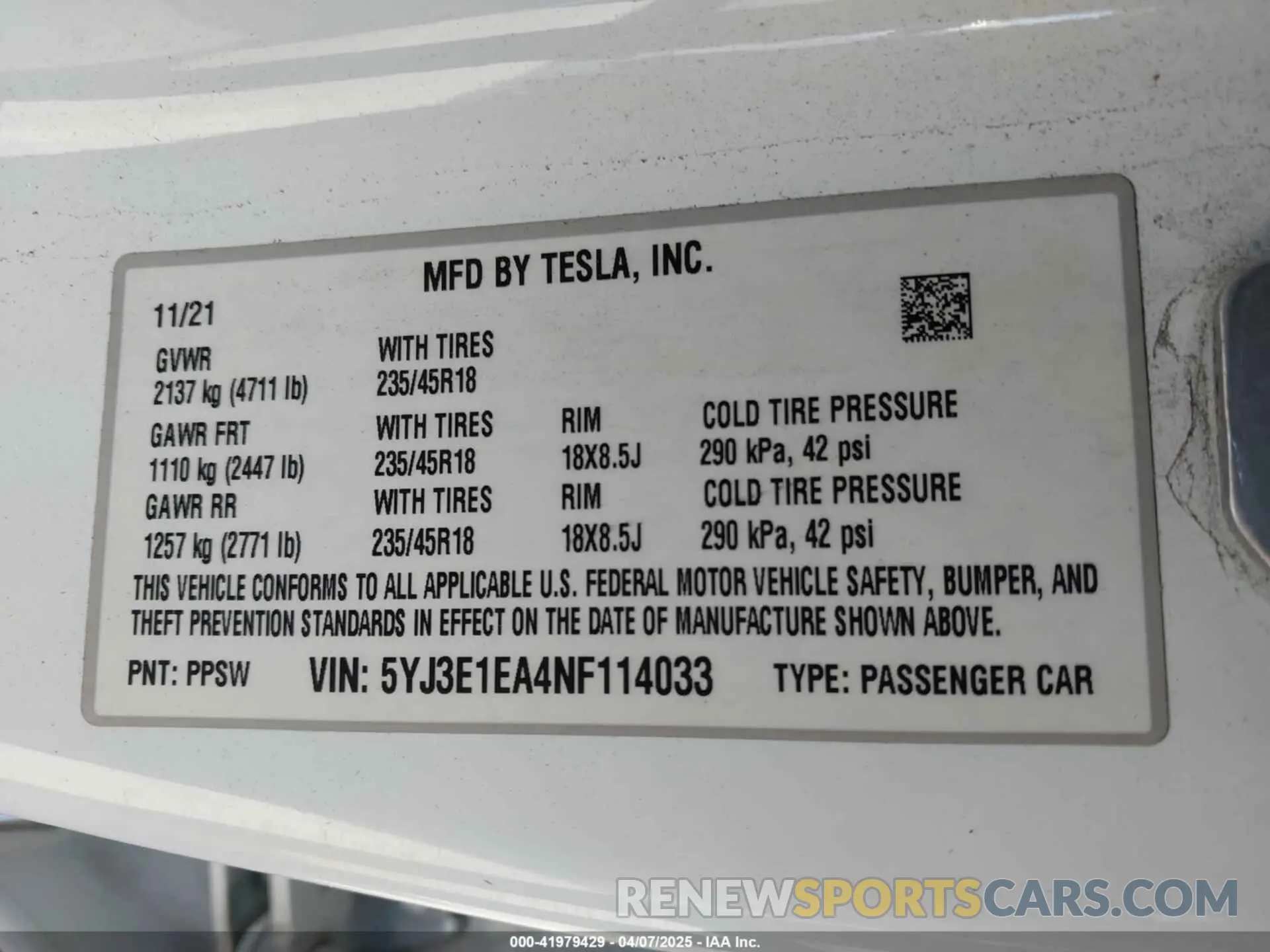 9 fotografías del automóvil dañado 5YJ3E1EA4NF114033 TESLA MODEL 3 2022