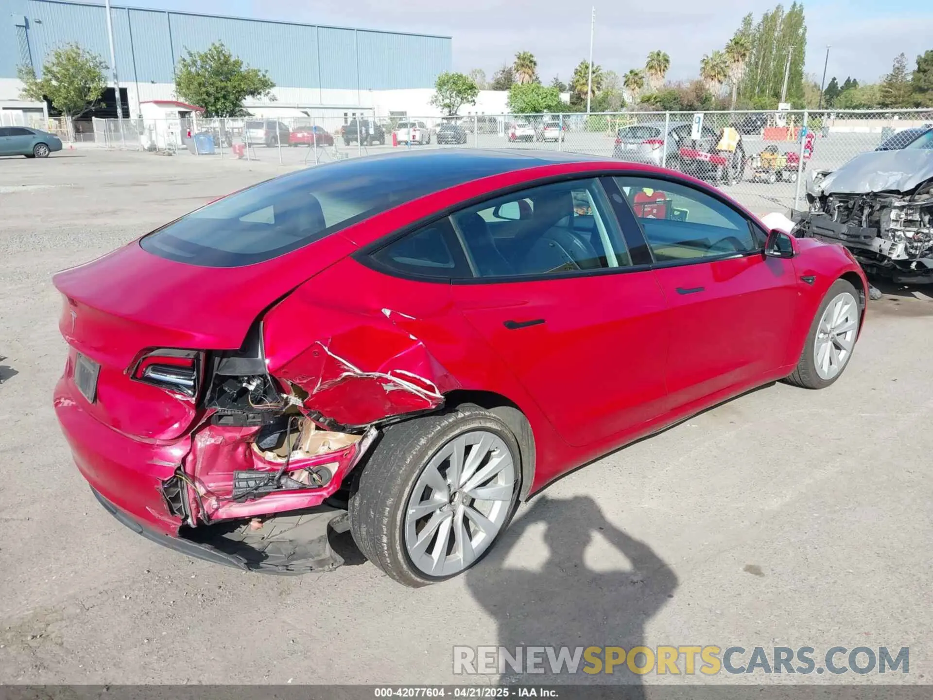 4 fotografías del automóvil dañado 5YJ3E1EA4NF144407 TESLA MODEL 3 2022