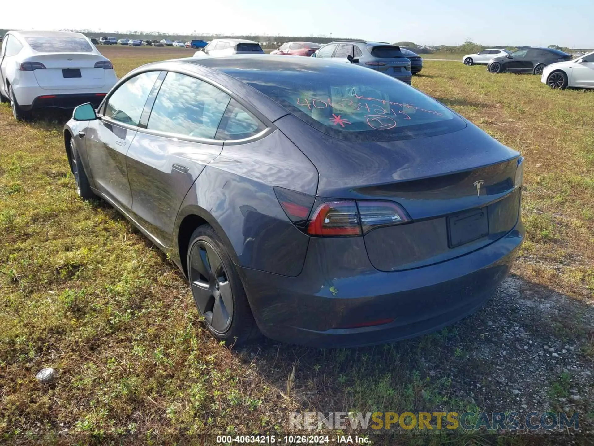 3 fotografías del automóvil dañado 5YJ3E1EA4NF201690 TESLA MODEL 3 2022