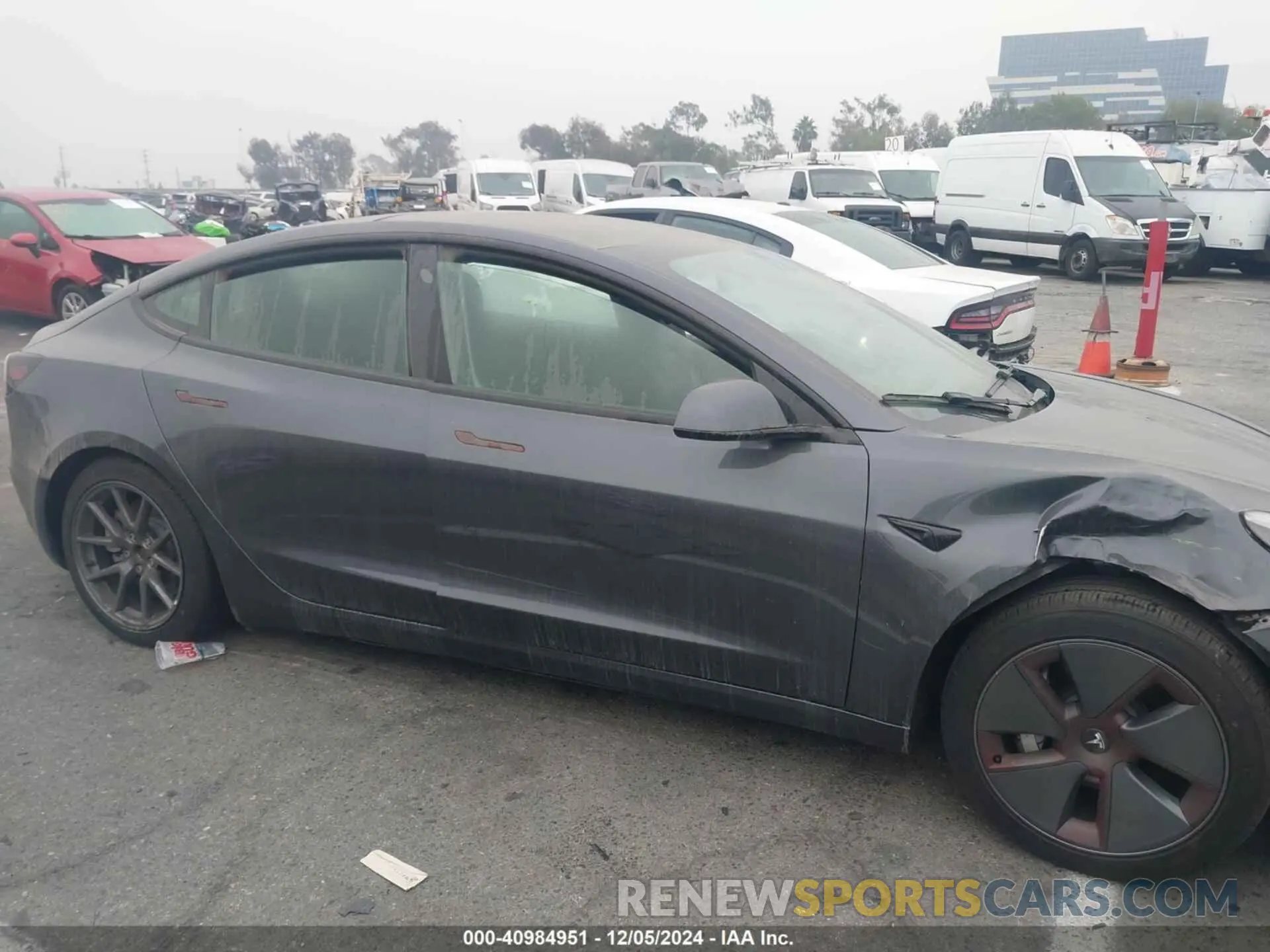 12 fotografías del automóvil dañado 5YJ3E1EA4NF210499 TESLA MODEL 3 2022