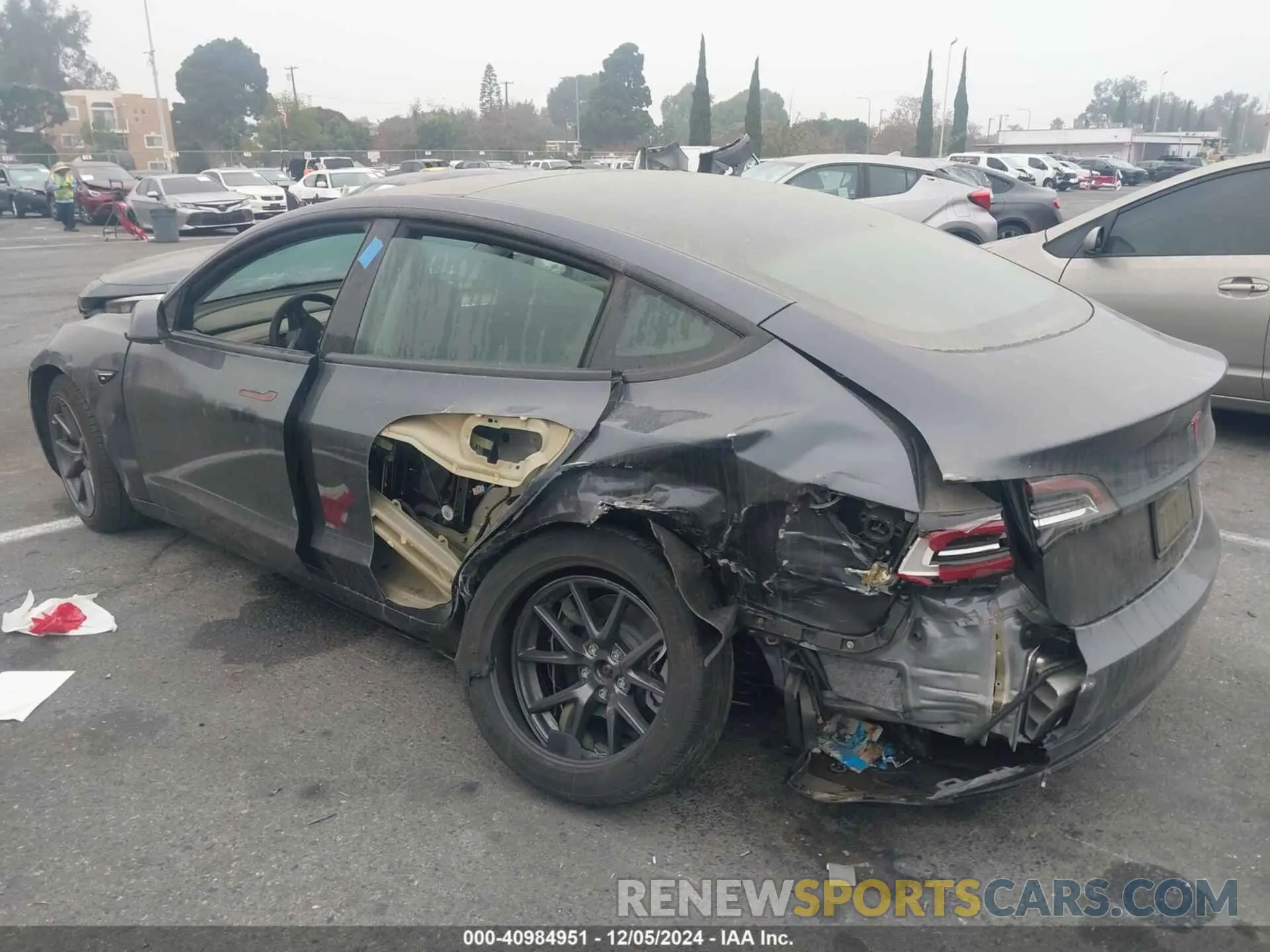 13 fotografías del automóvil dañado 5YJ3E1EA4NF210499 TESLA MODEL 3 2022