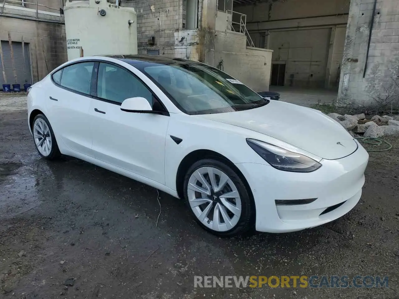 4 fotografías del automóvil dañado 5YJ3E1EA4NF289480 TESLA MODEL 3 2022