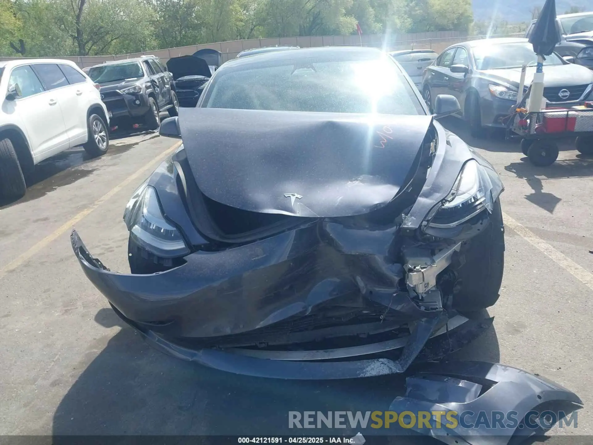 11 fotografías del automóvil dañado 5YJ3E1EA4NF296848 TESLA MODEL 3 2022