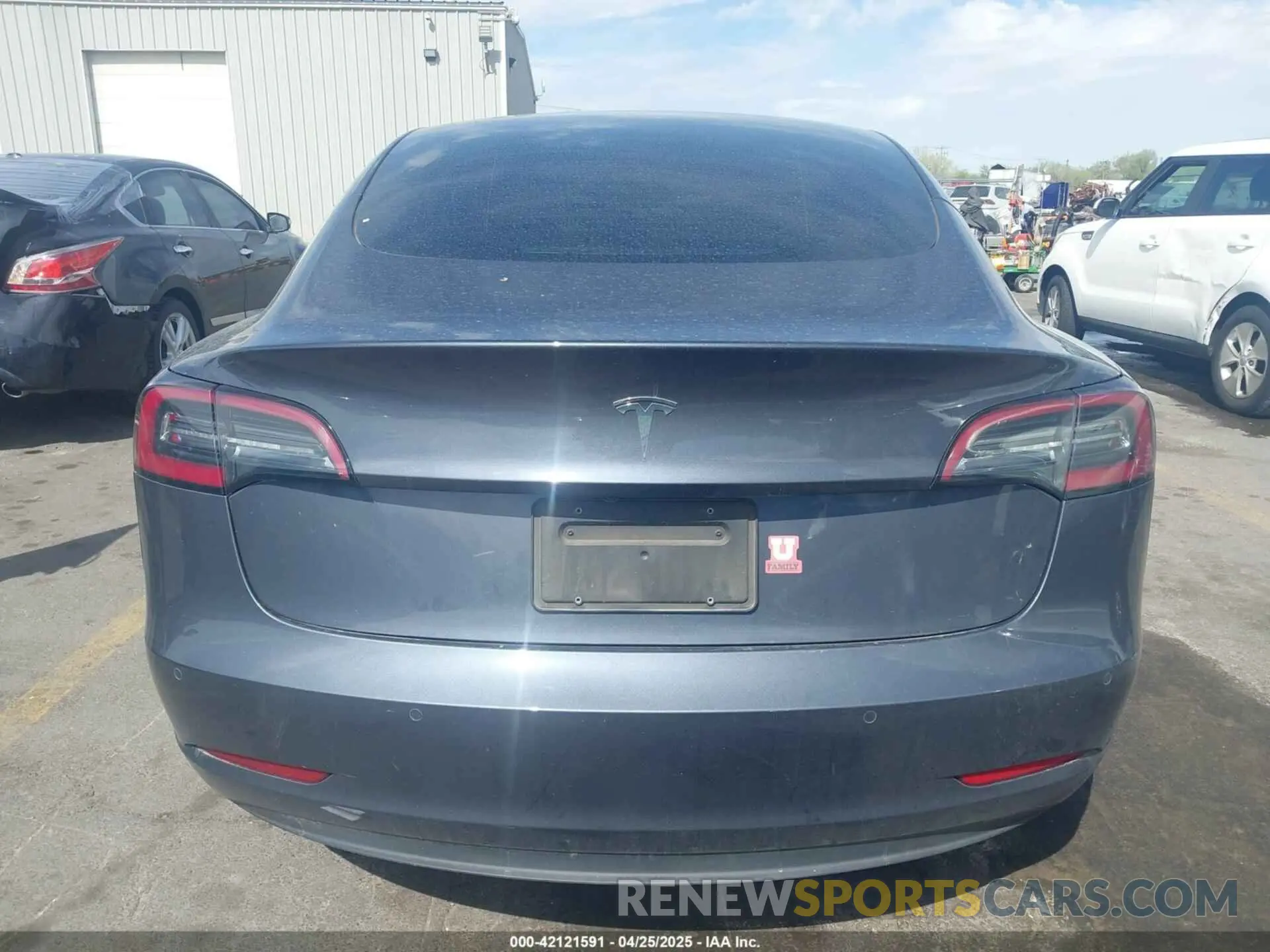 15 fotografías del automóvil dañado 5YJ3E1EA4NF296848 TESLA MODEL 3 2022