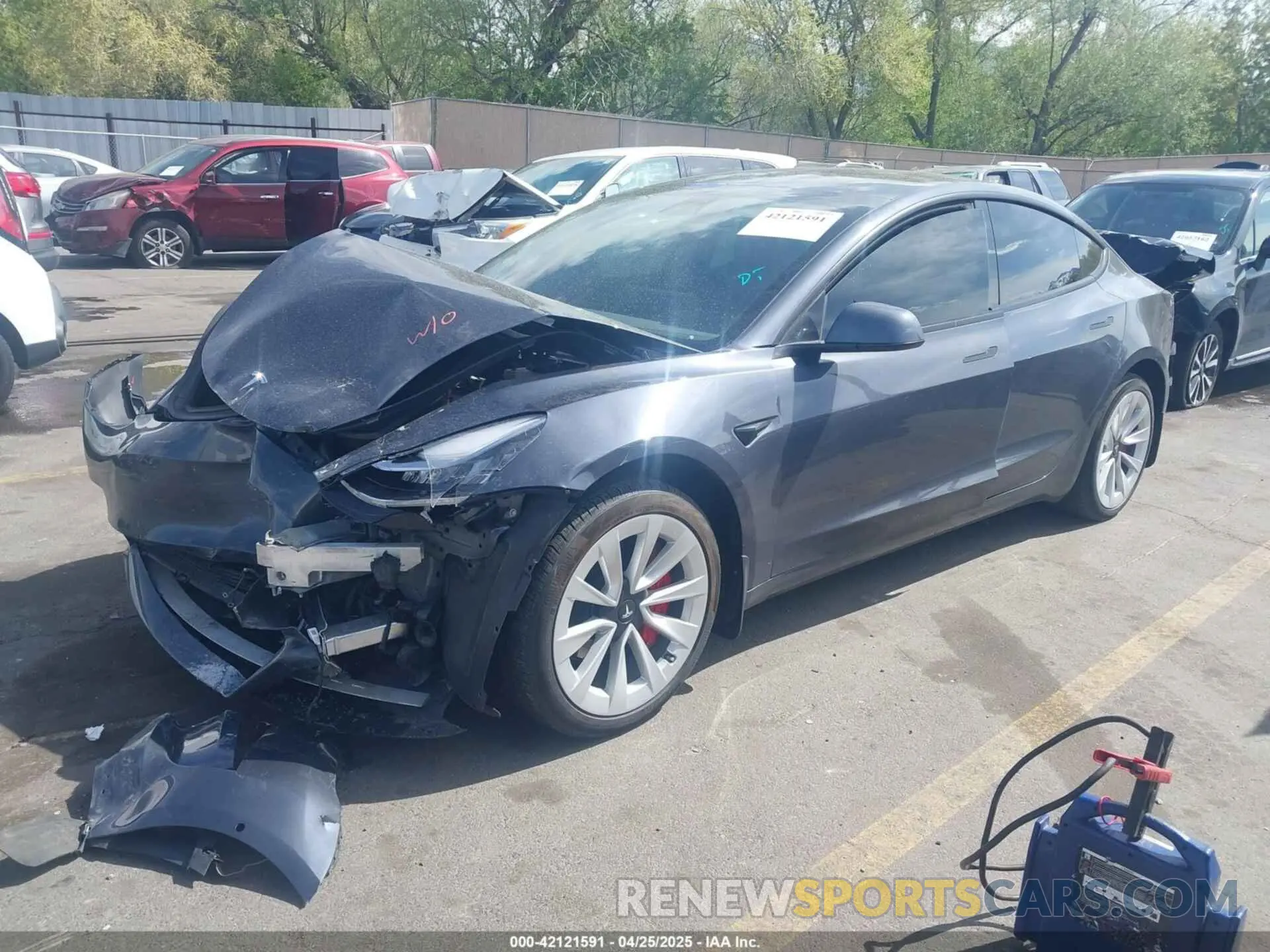 2 fotografías del automóvil dañado 5YJ3E1EA4NF296848 TESLA MODEL 3 2022
