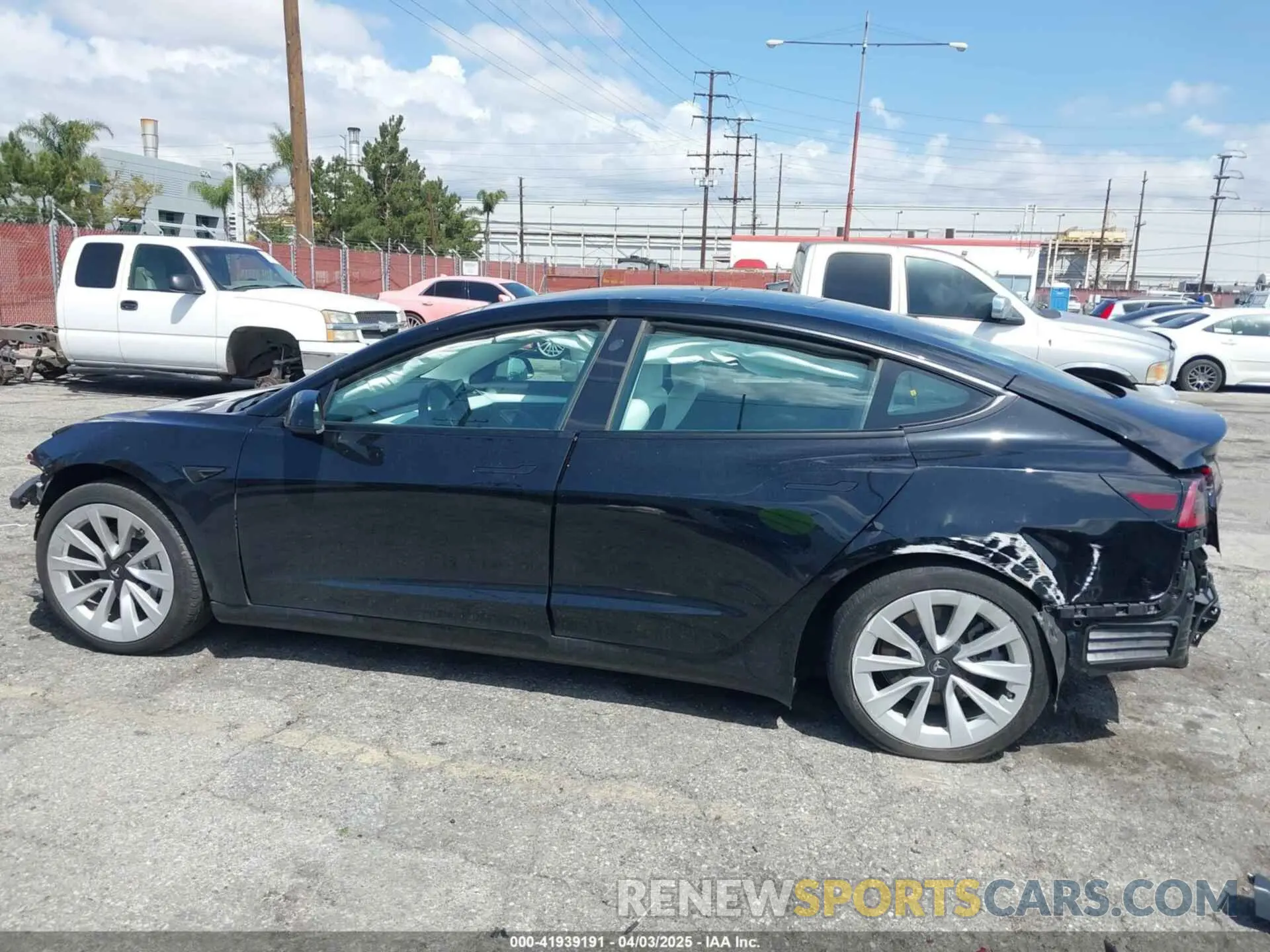 14 fotografías del automóvil dañado 5YJ3E1EA4NF316127 TESLA MODEL 3 2022