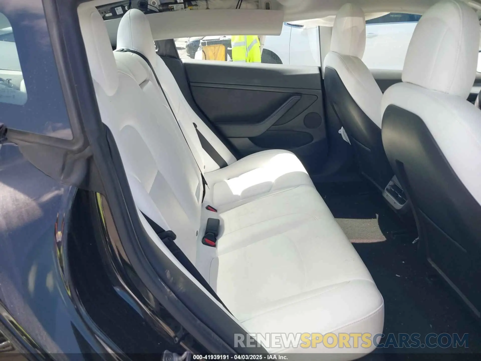 8 fotografías del automóvil dañado 5YJ3E1EA4NF316127 TESLA MODEL 3 2022