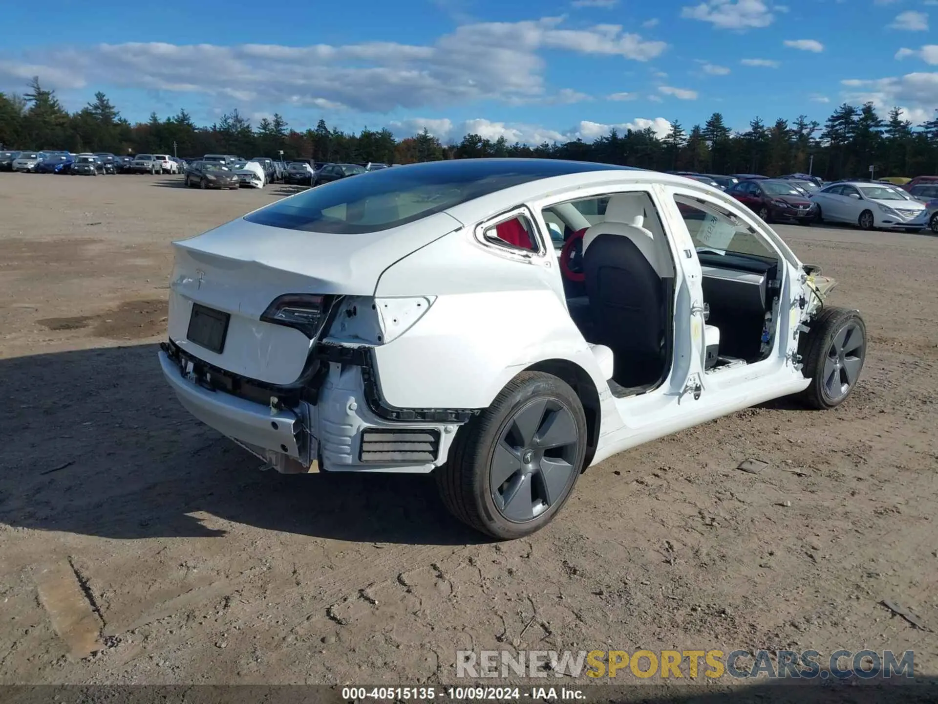 4 fotografías del automóvil dañado 5YJ3E1EA4NF320629 TESLA MODEL 3 2022