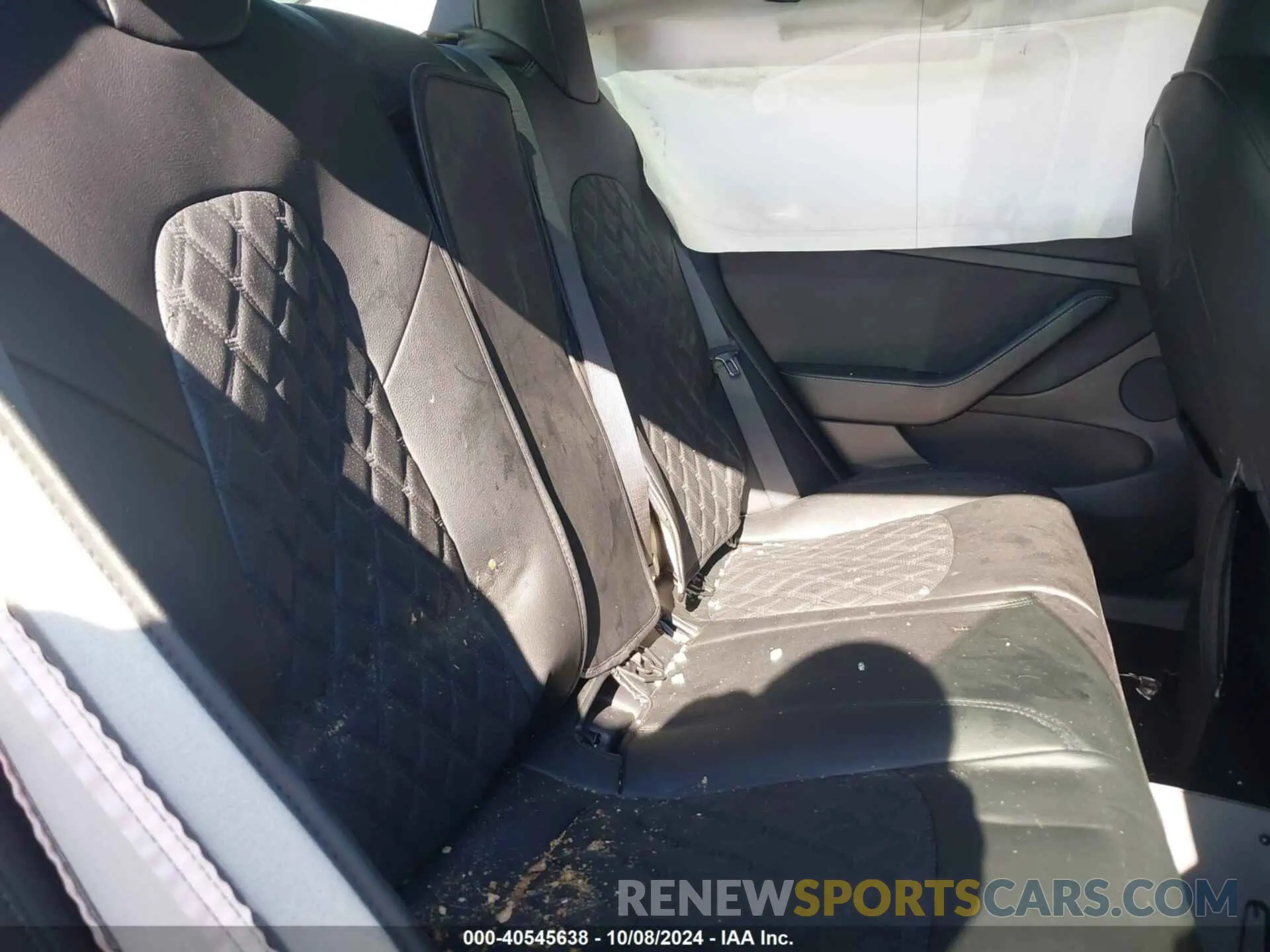 8 fotografías del automóvil dañado 5YJ3E1EA4NF368860 TESLA MODEL 3 2022